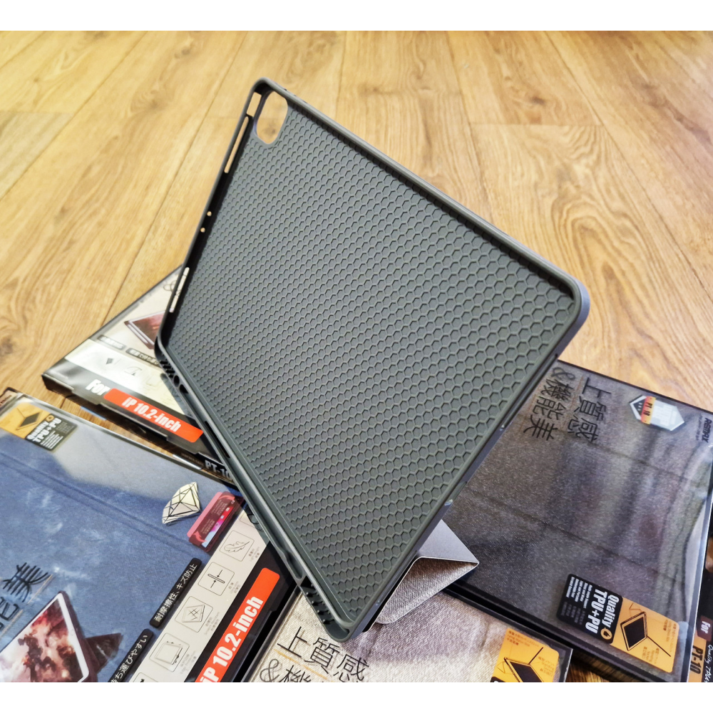 Чохол REMAX Chan Series Leather Case PT-10 for iPad Pro 12.9“ (2019-2022) бежевий + відсік для стилуса